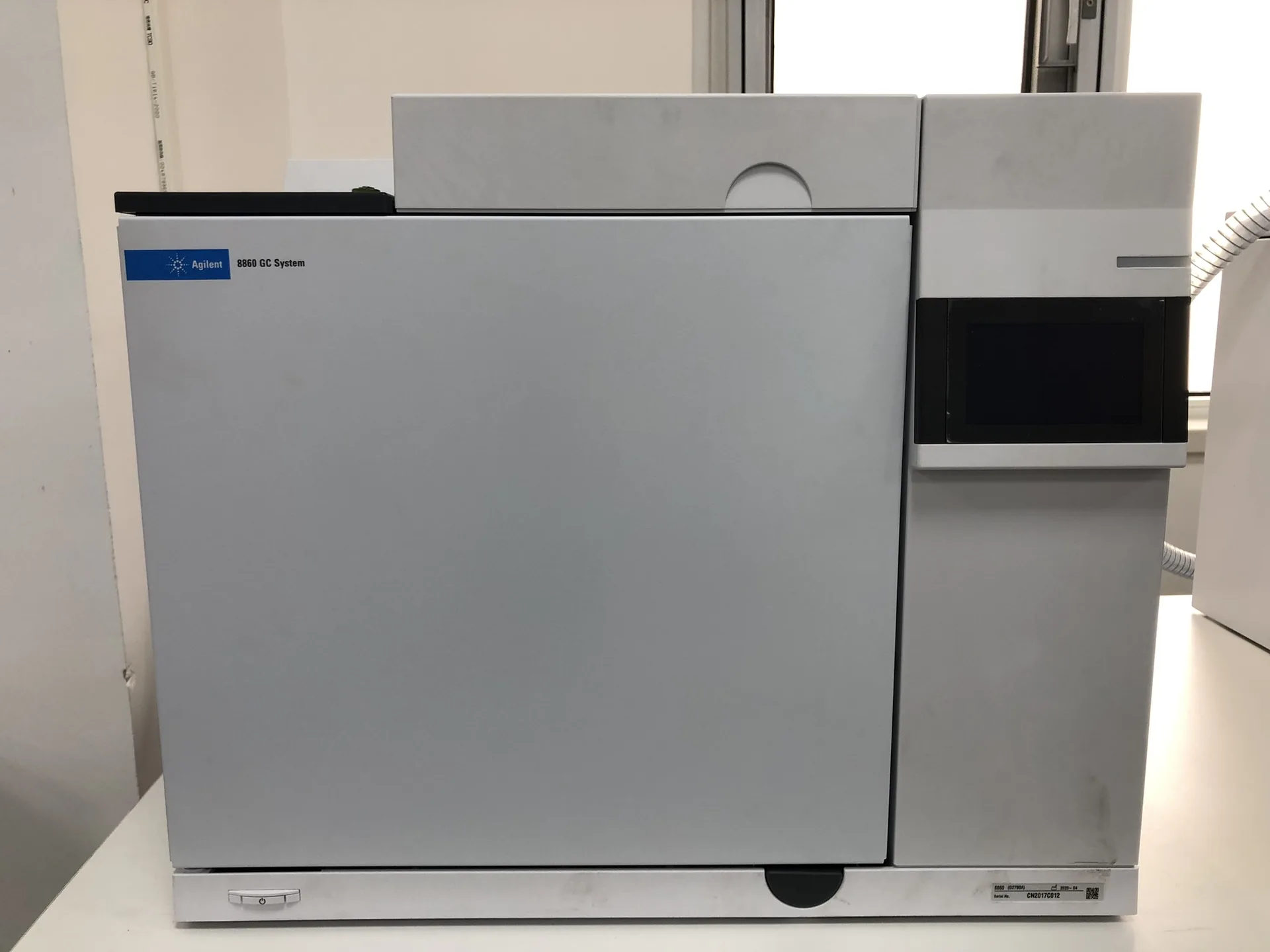 Refurbished Agilent 8860 GC system