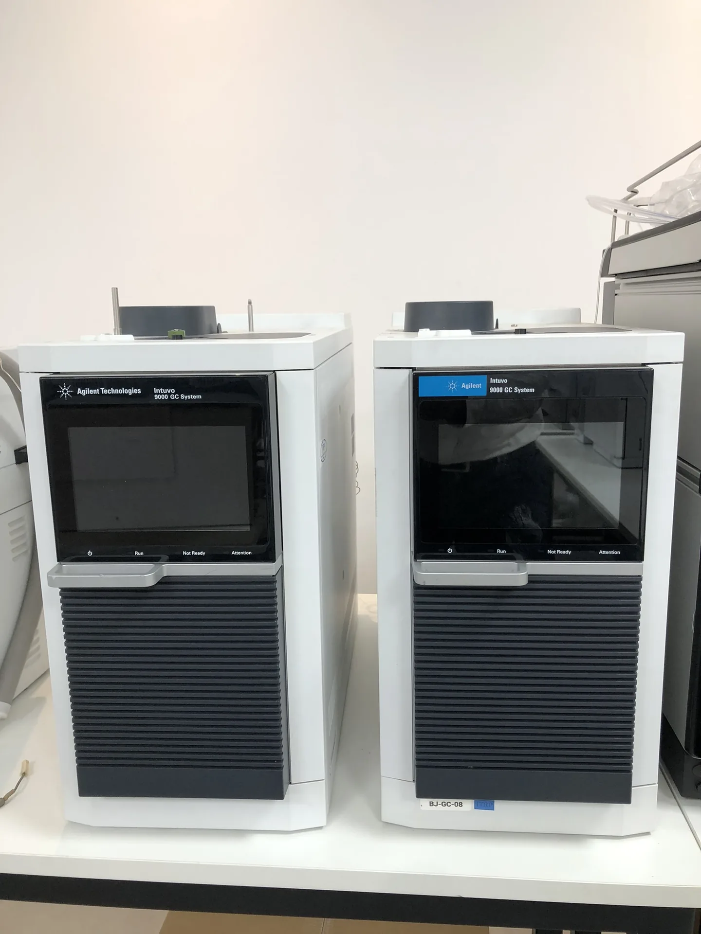 Refurbished Agilent Intuvo 9000 GC systems