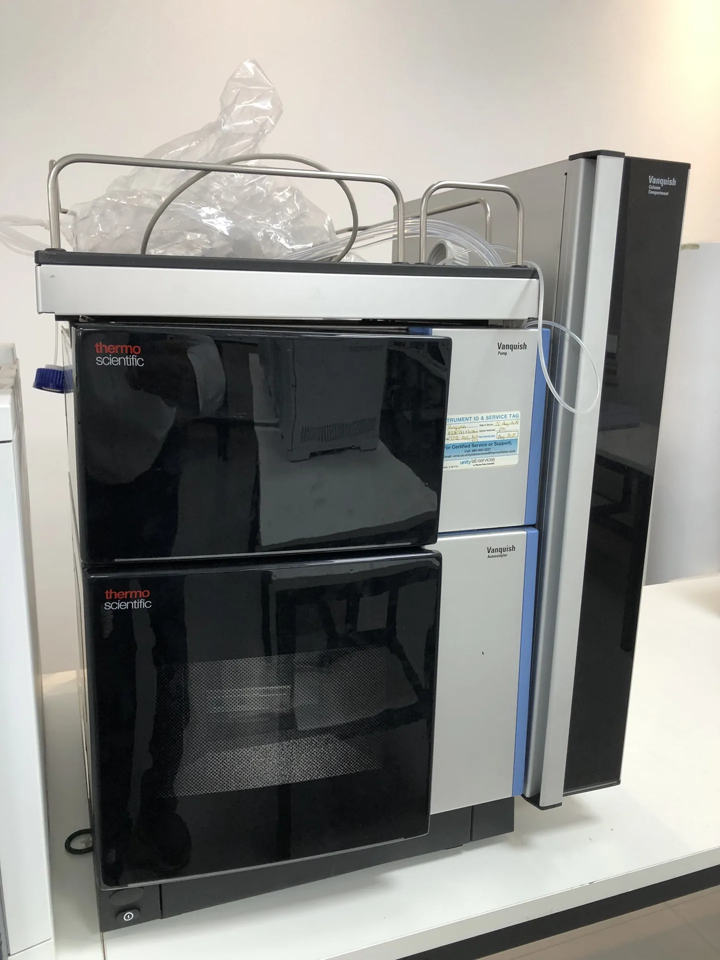 Refurbished Thermo Scientific Vanquish HPLC system